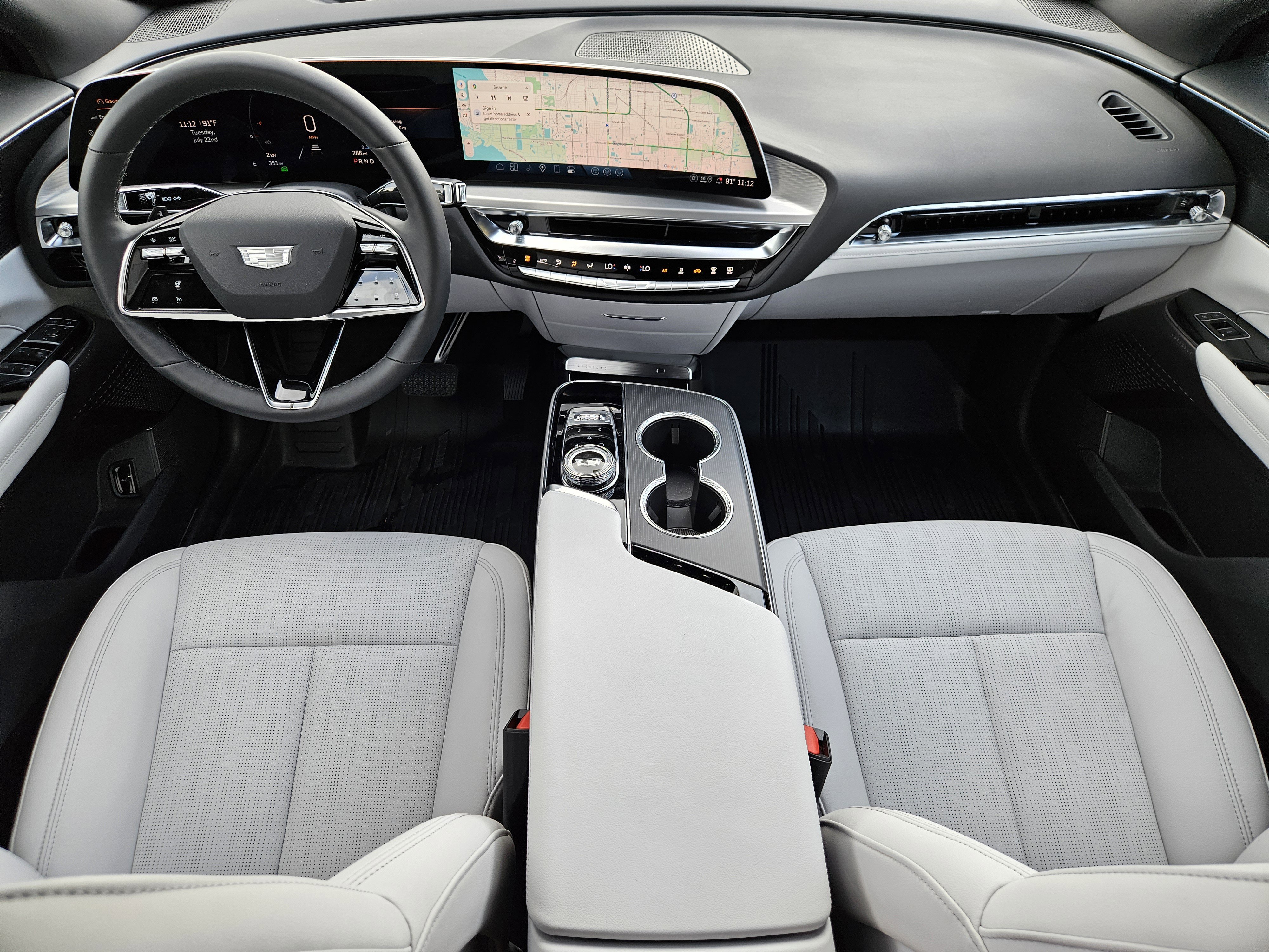 New 2025 Cadillac Lyriq Sport w/ LPO, Floor Liner Package RWD image 15