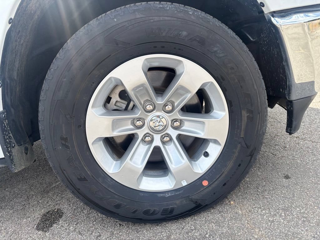 Used 2024 RAM 1500 Laramie AWD/4WD image 30
