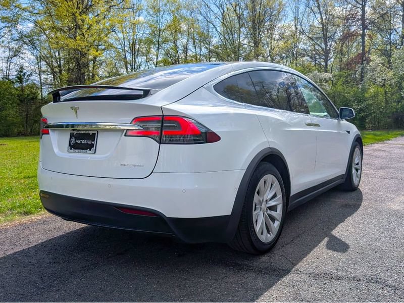 Used 2020 Tesla Model X Long Range AWD/4WD image 6