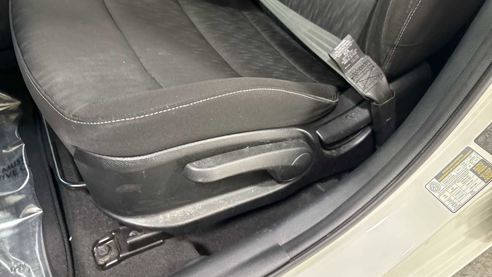 Used 2016 Kia Forte LX image 14