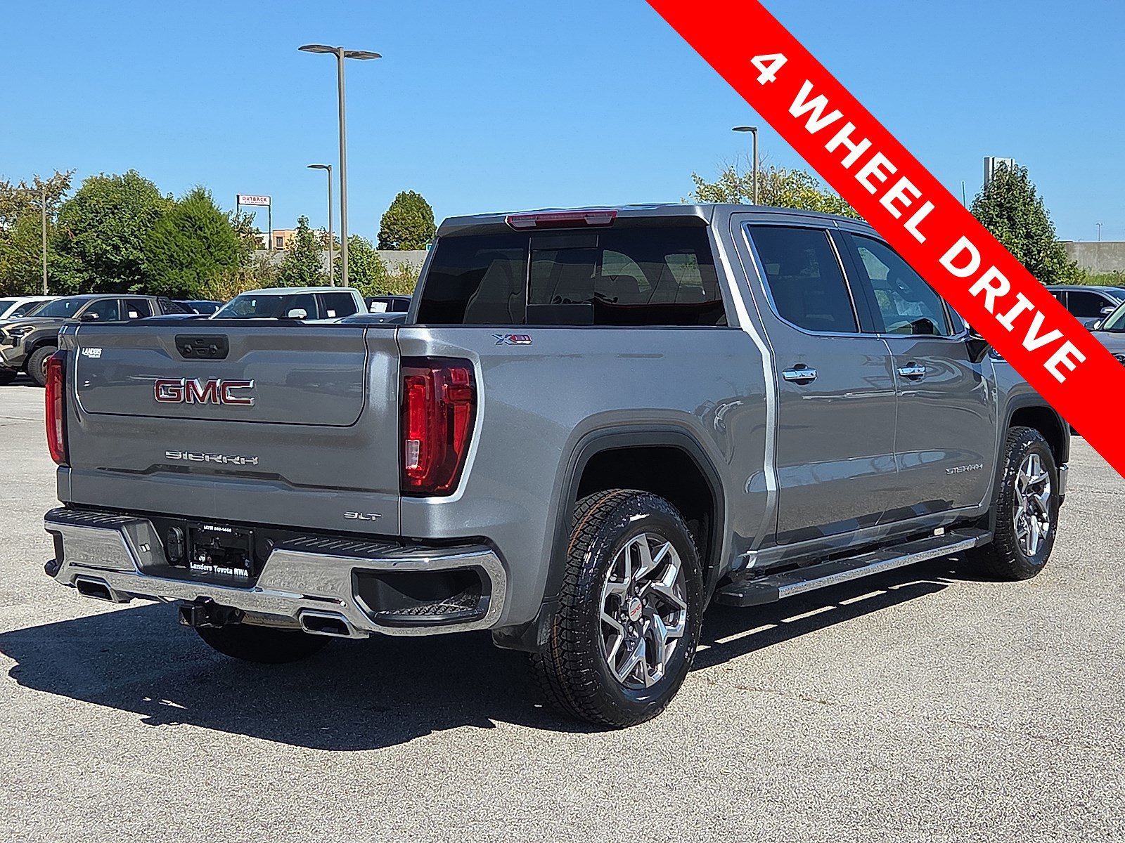 Used 2023 GMC Sierra 1500 SLT image 5
