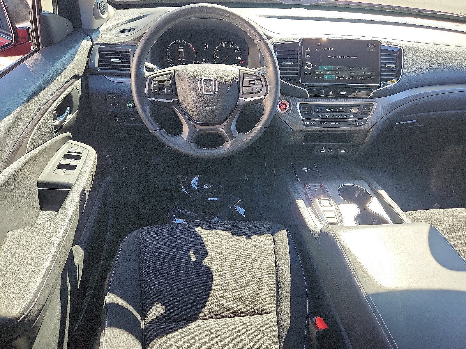 Used 2024 Honda Ridgeline Sport image 11