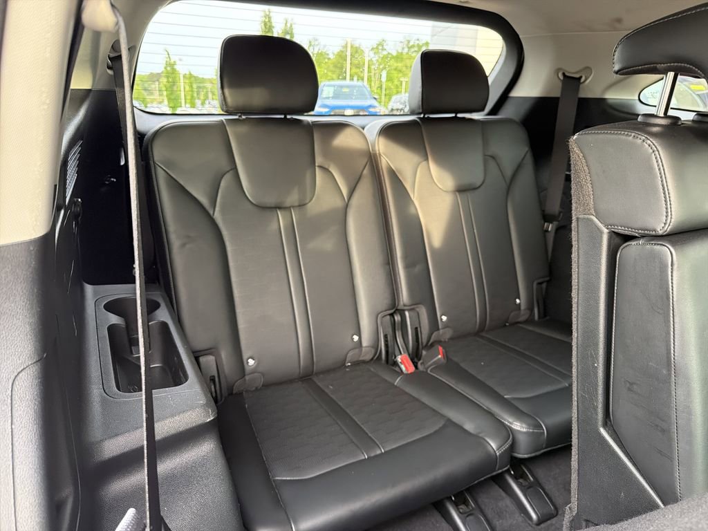 Used 2024 Kia Sorento S AWD/4WD image 16