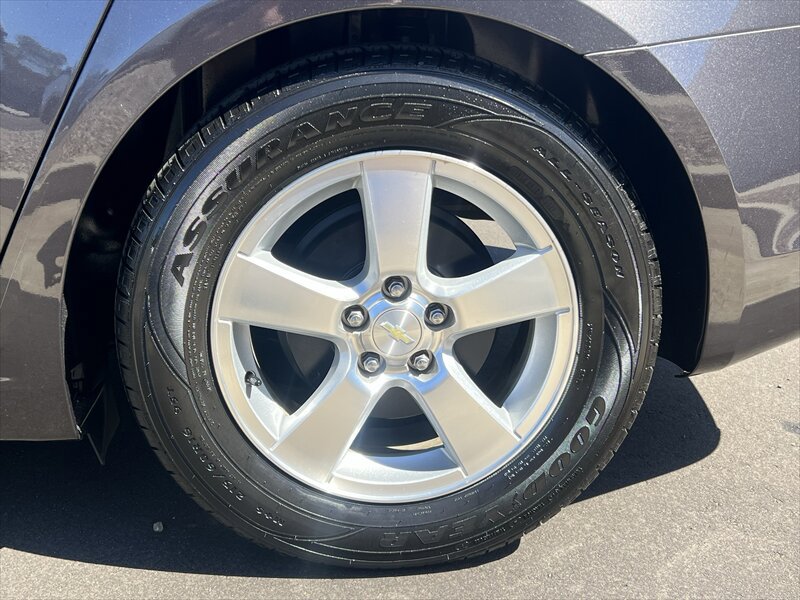 Used 2014 Chevrolet Cruze LT FWD image 20