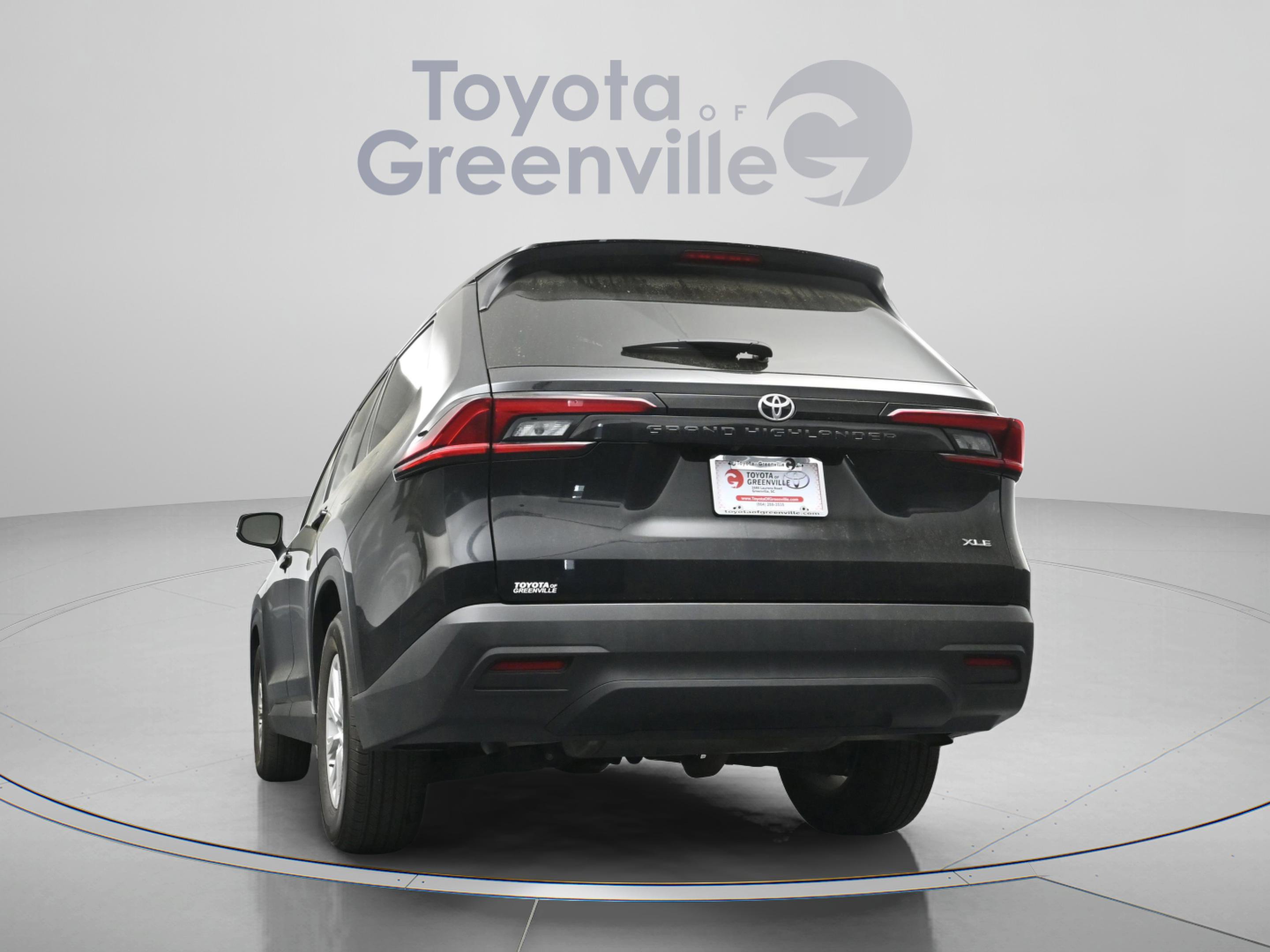 Certified 2025 Toyota Grand Highlander FWD image 12