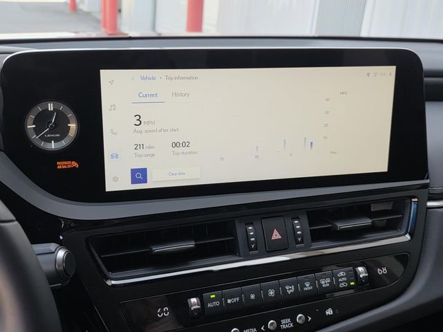 Certified 2025 Lexus ES 350 w/ Premium Package image 16