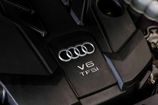 Used 2022 Audi A8 L 3.0T w/ Executive Package AWD/4WD image 66