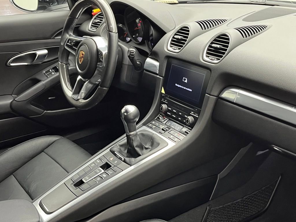 Certified 2024 Porsche 718 Boxster image 32