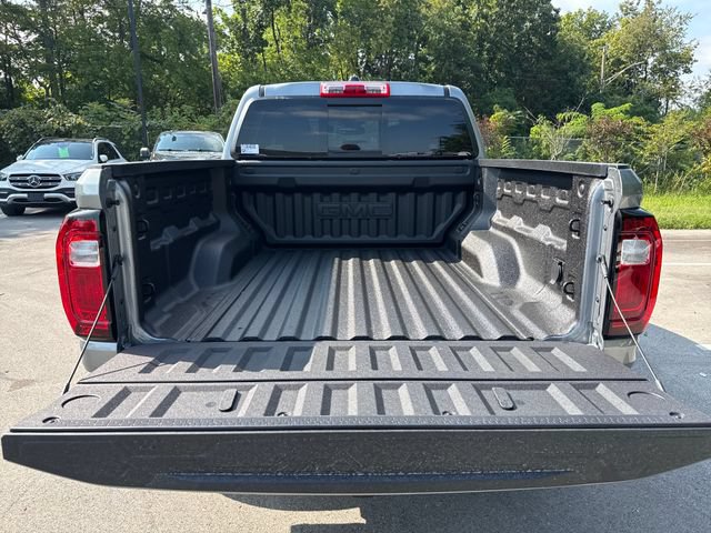 New 2026 GMC Canyon Denali w/ LPO, Black Badging Package AWD/4WD image 9