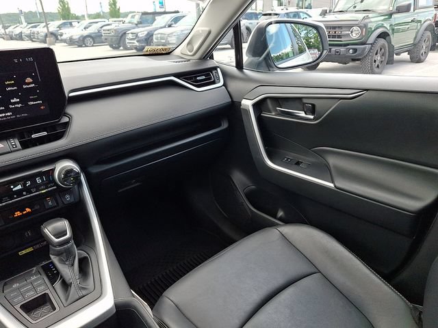 Used 2023 Toyota RAV4 XLE Premium AWD/4WD image 16