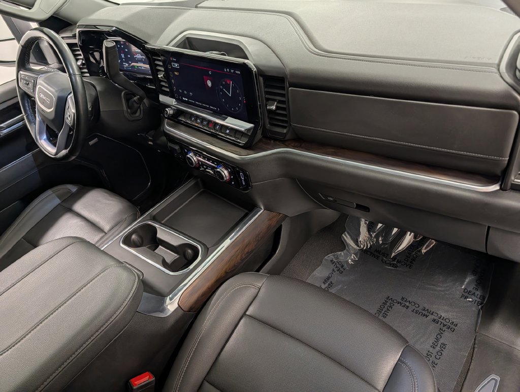 Used 2024 GMC Sierra 3500 SLT w/ SLT Convenience Package AWD/4WD image 34
