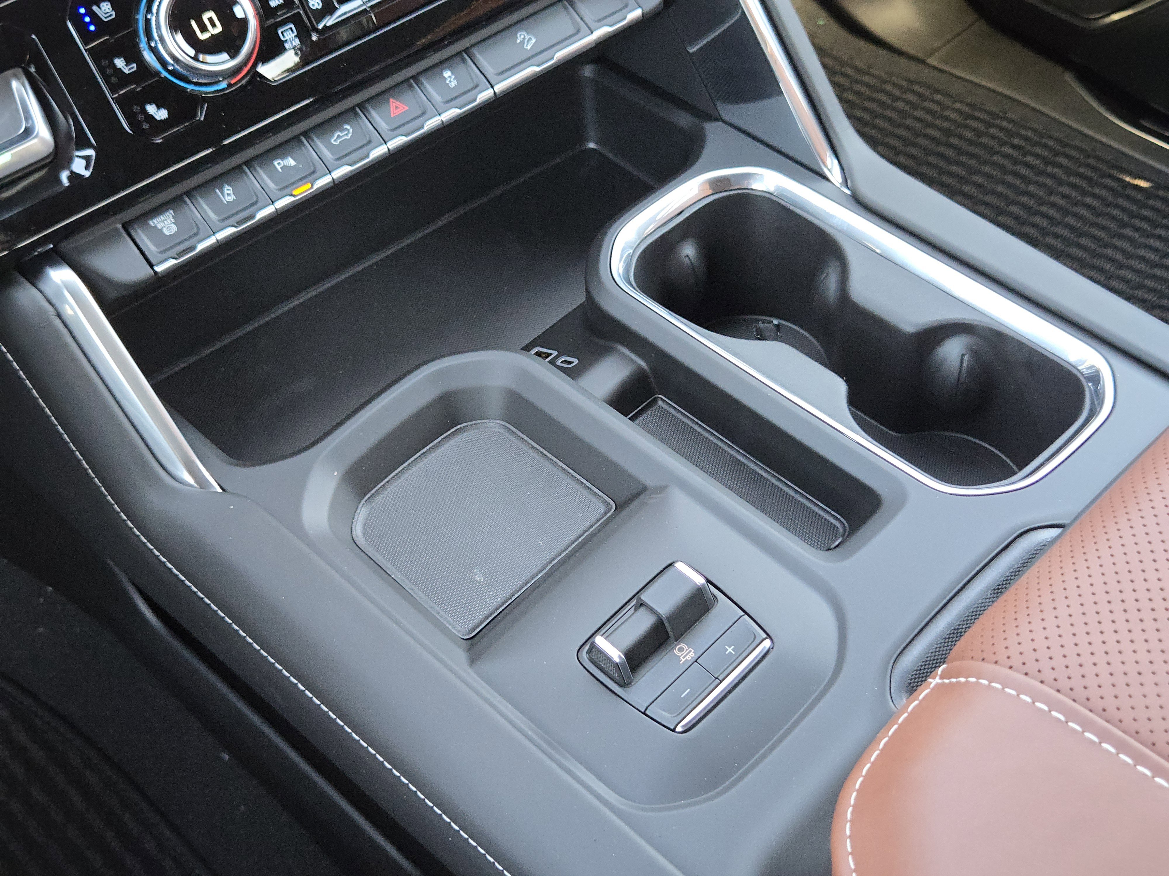 New 2026 GMC Sierra 2500 Denali Ultimate image 16