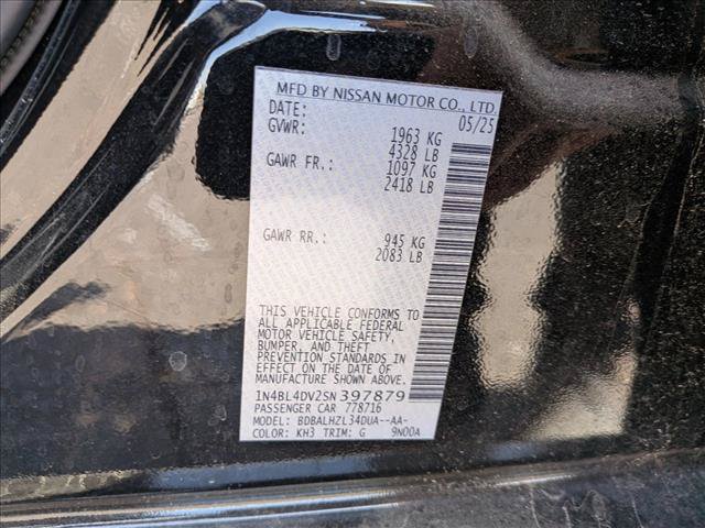 Used 2024 Nissan Altima 2.5 SR FWD image 15