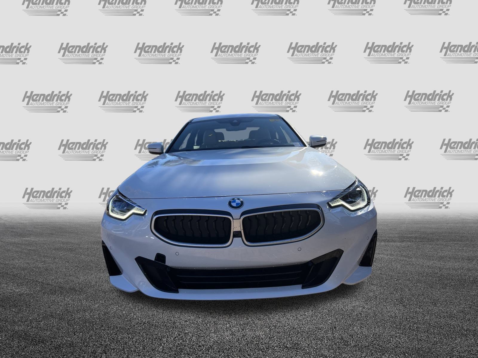Certified 2025 BMW 230i Coupe image 3