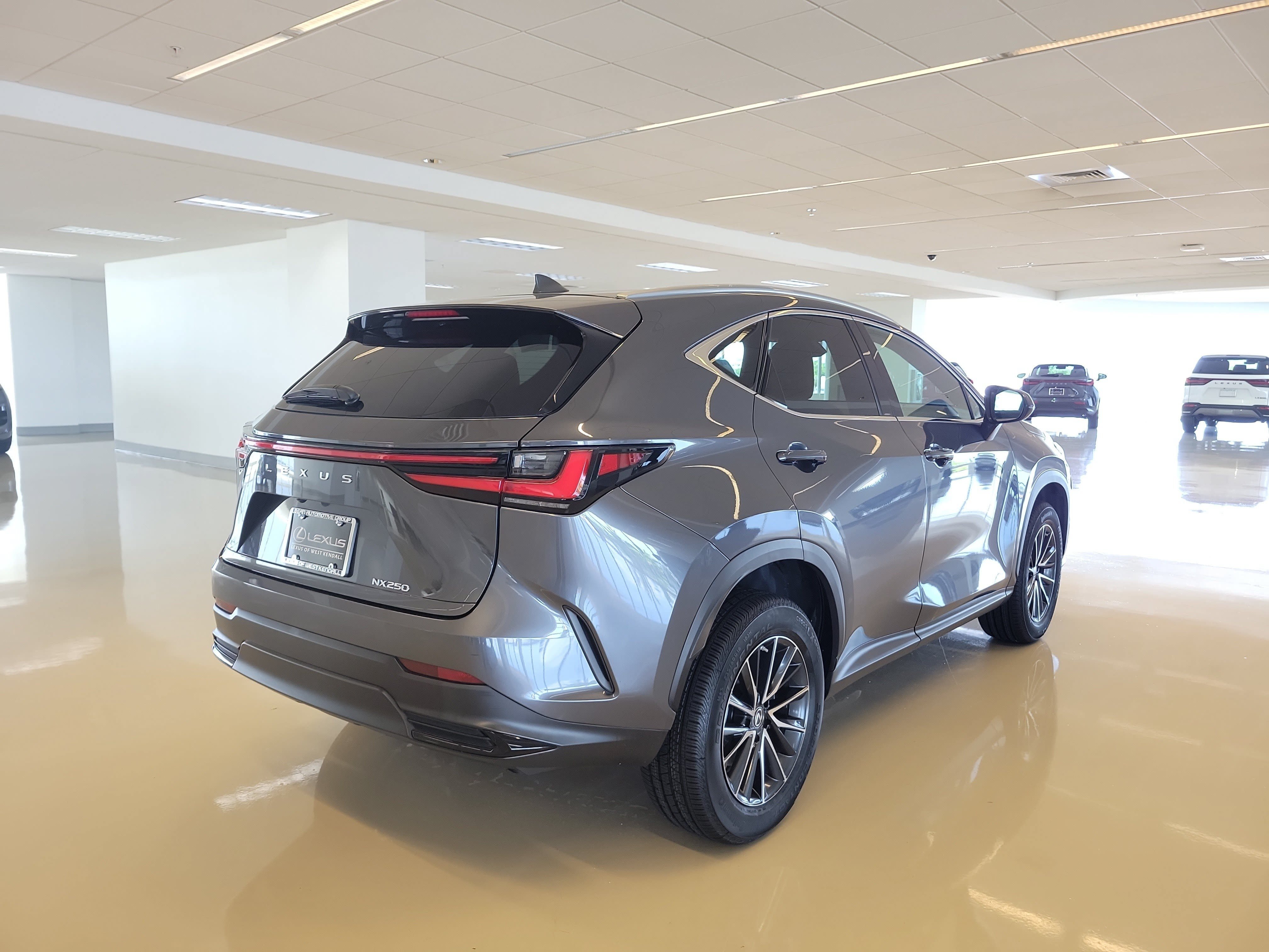 Used 2023 Lexus NX 250 FWD w/ Towing Package (2000 Lbs) image 8