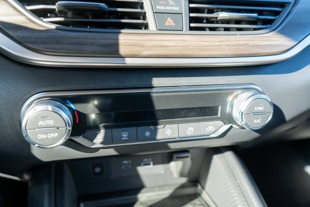 New 2025 Nissan Altima 2.5 SV image 21