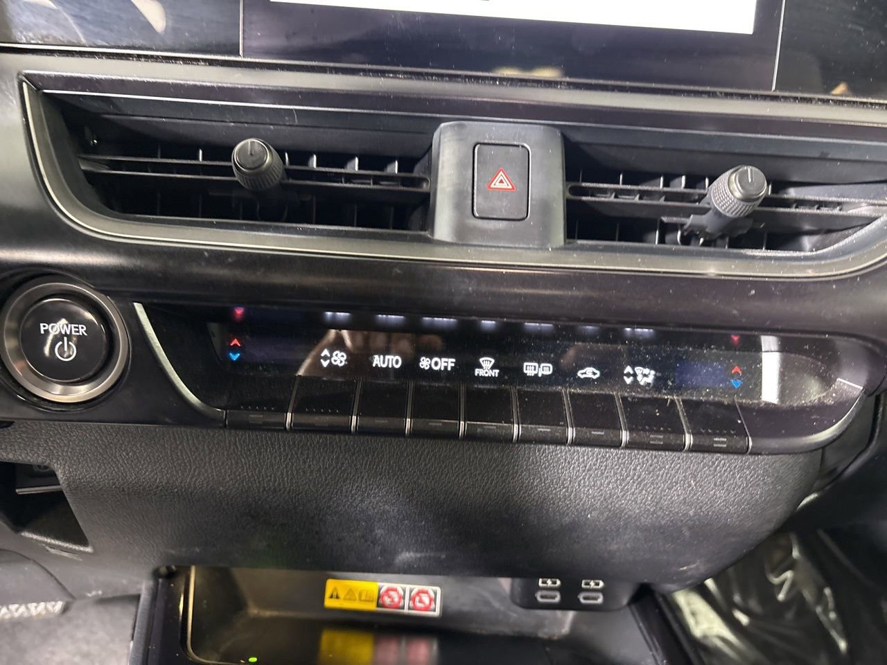 Used 2023 Lexus UX 250h FWD w/ Premium Package image 17