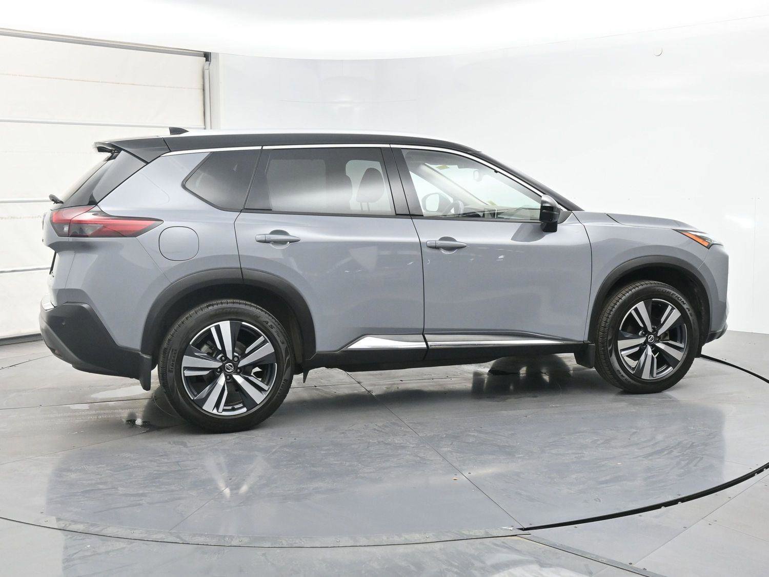Used 2021 Nissan Rogue SL AWD/4WD image 26