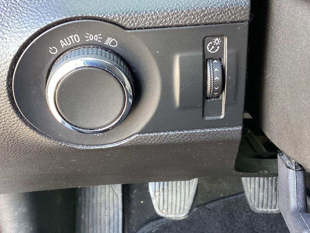 Used 2015 Chevrolet Camaro LS image 18