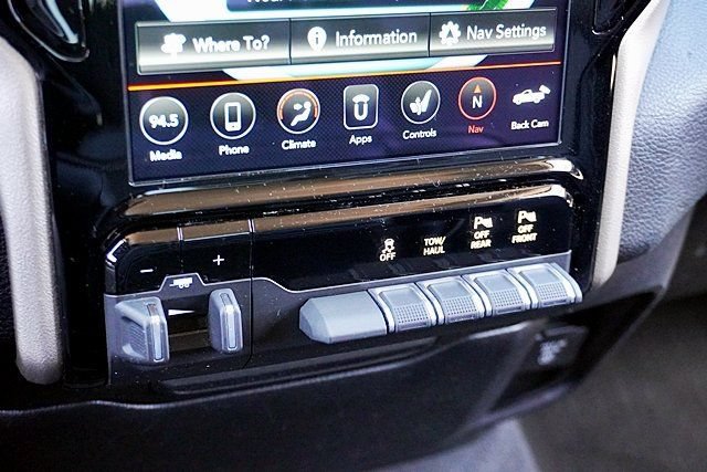 Used 2021 RAM 1500 Laramie AWD/4WD image 43