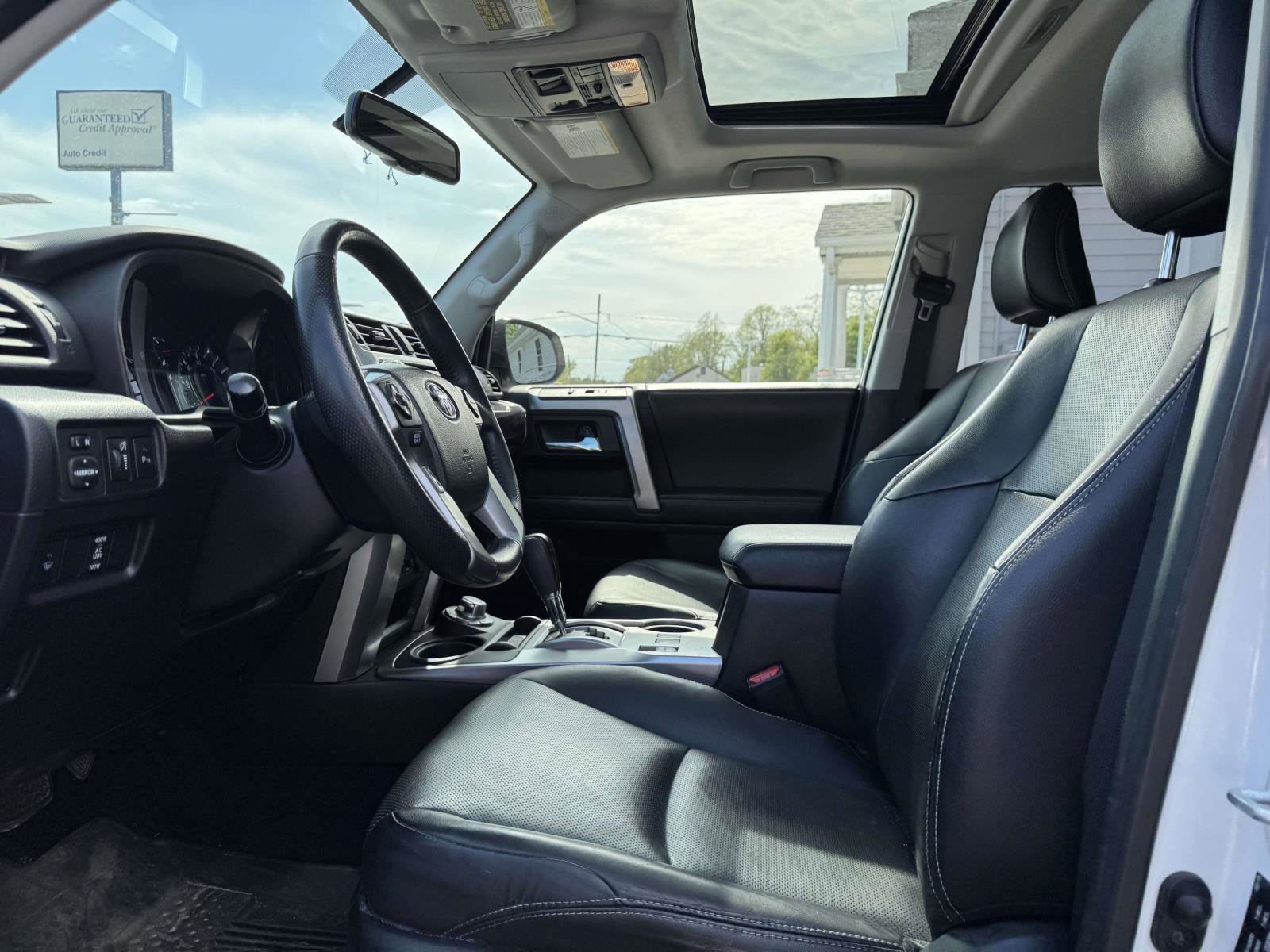 Used 2018 Toyota 4Runner Limited AWD/4WD image 13