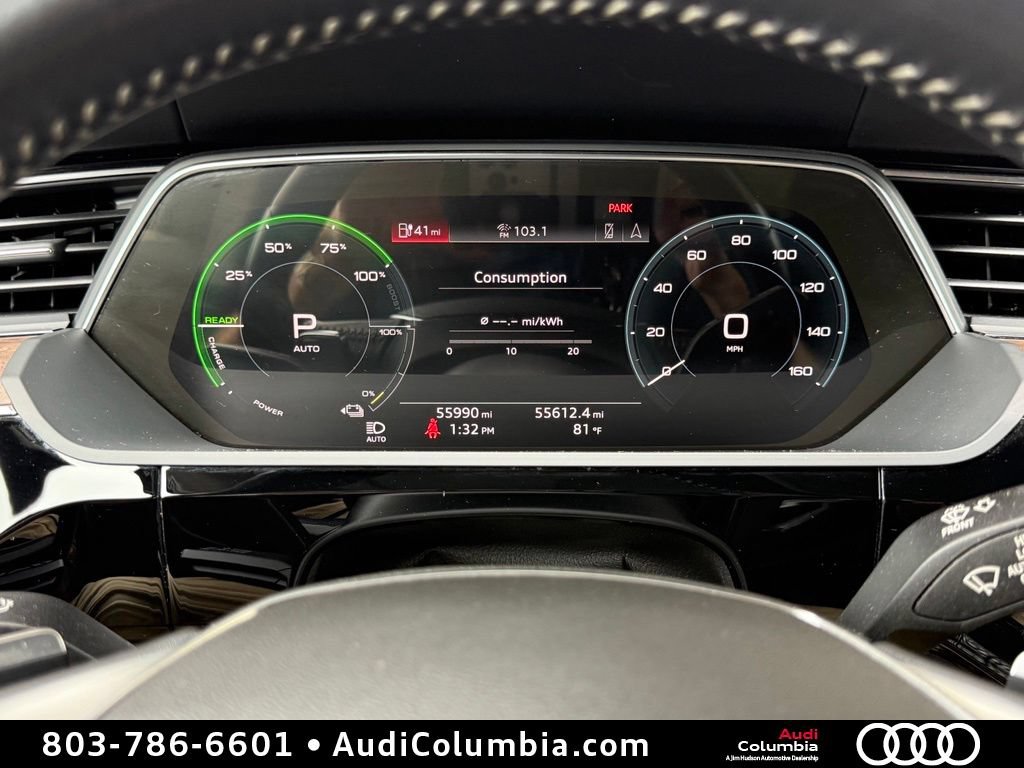Used 2019 Audi e-tron Prestige w/ Prestige Package AWD/4WD image 27
