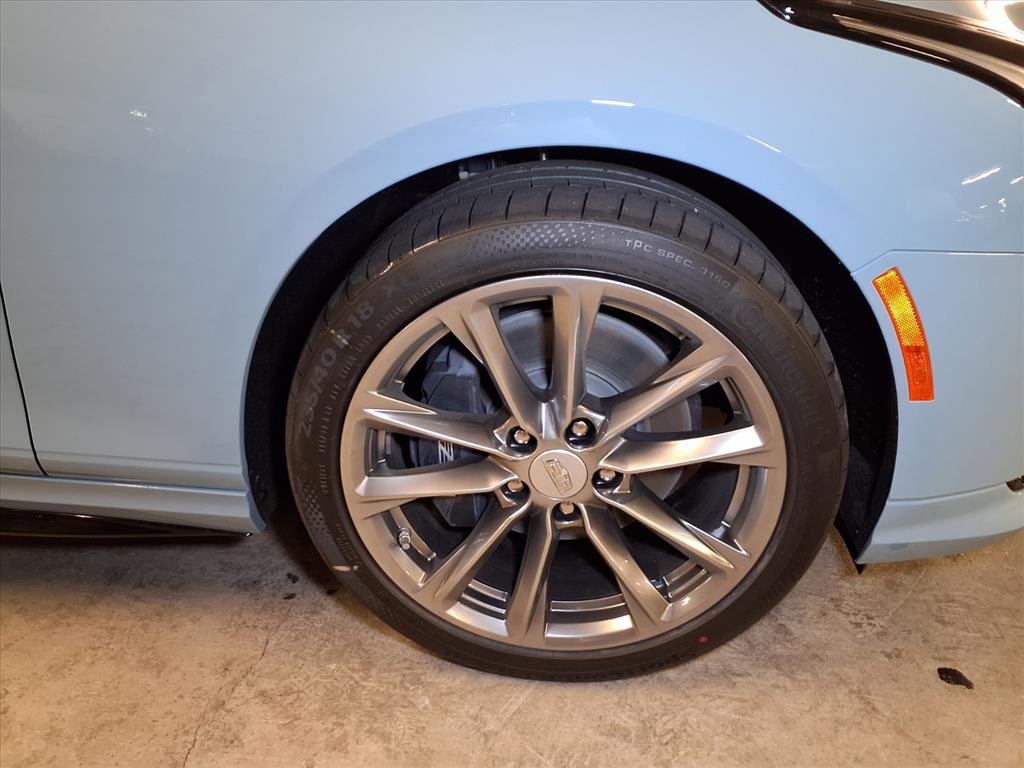 New 2026 Cadillac CT4 V image 5