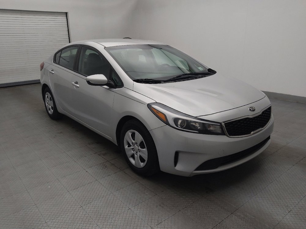 Used 2017 Kia Forte LX image 13