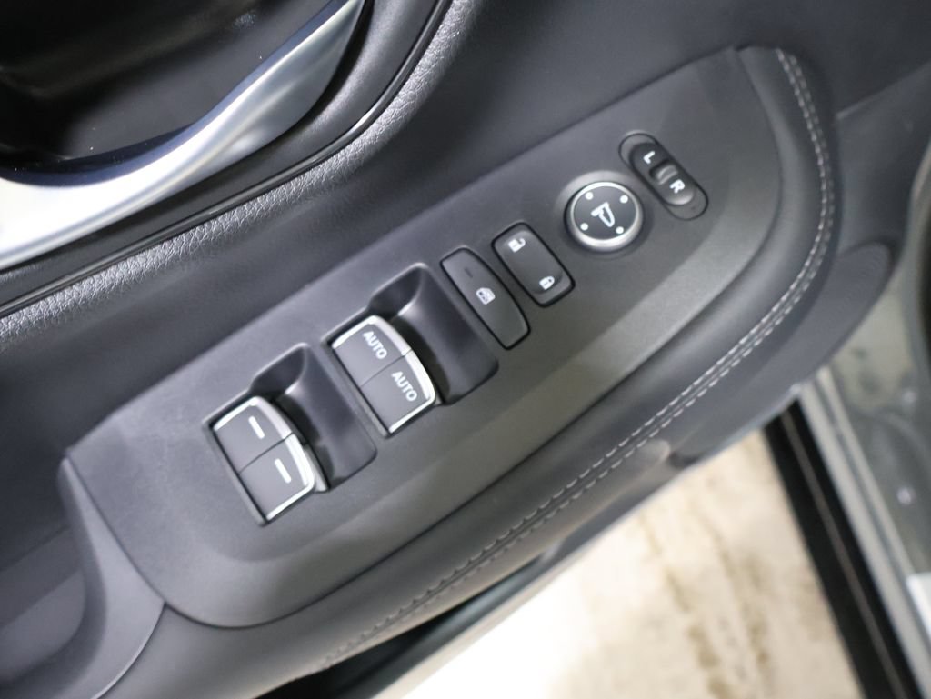 New 2027 Honda HR-V EX-L image 13