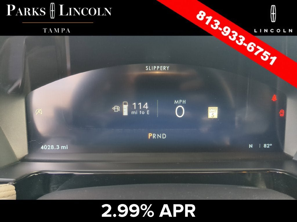 Certified 2025 Lincoln Corsair FWD image 31