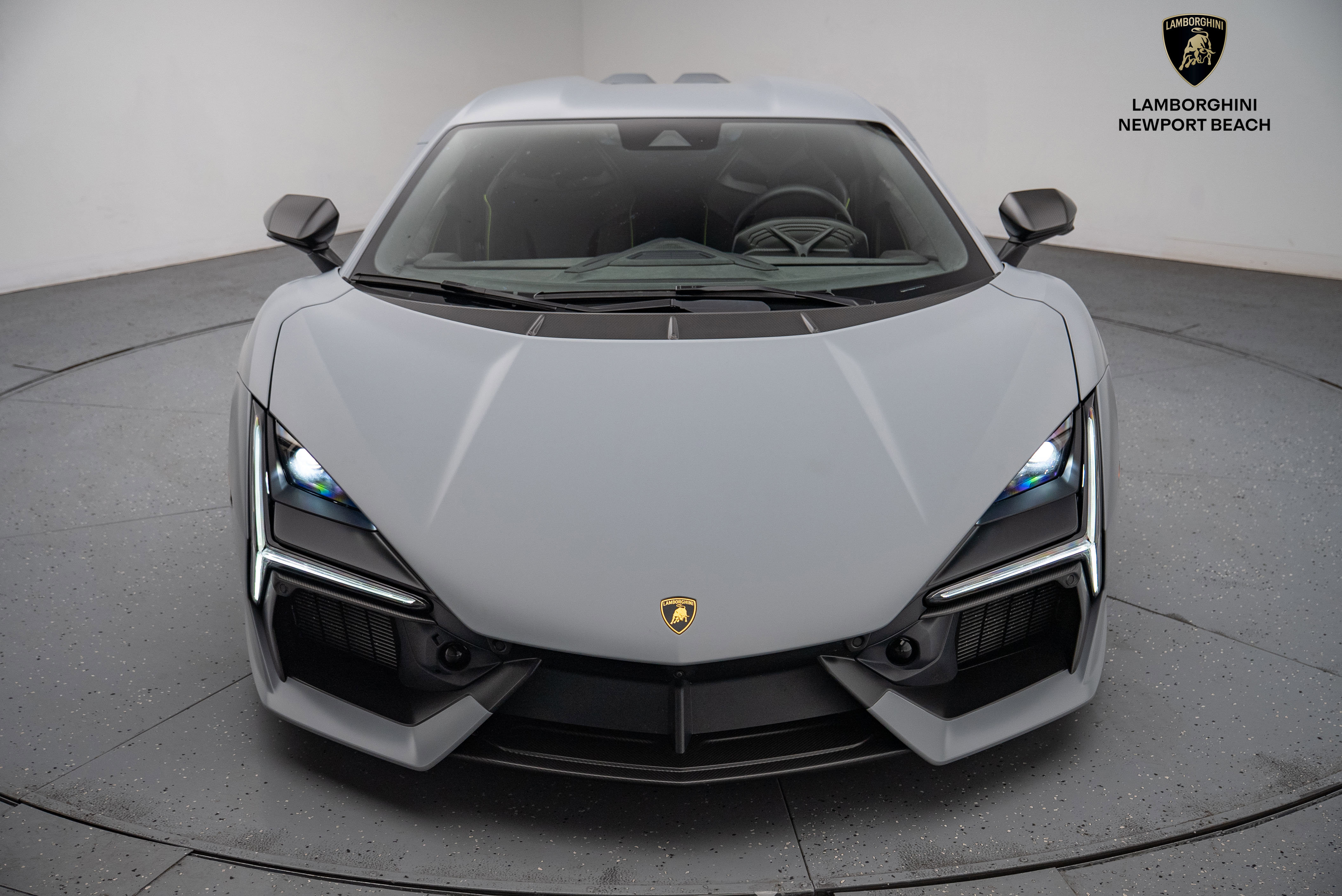 Used 2024 Lamborghini Revuelto image 11