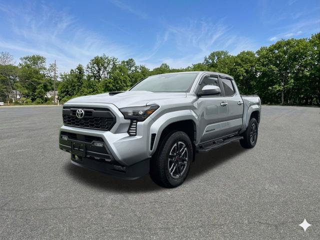 Used 2024 Toyota Tacoma TRD Sport w/ TRD Sport Upgrade Package AWD/4WD image 4