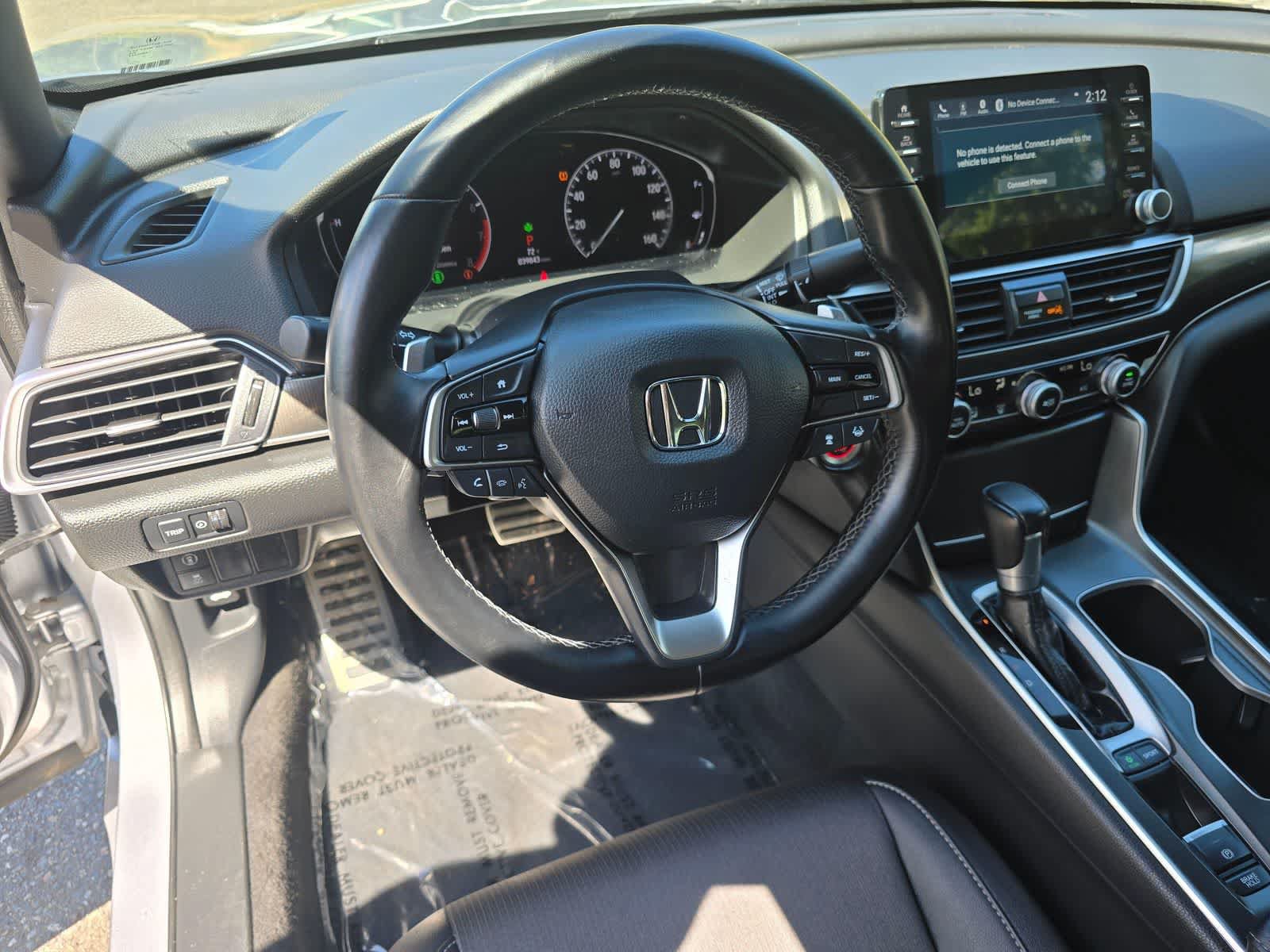 Used 2020 Honda Accord Sport image 2