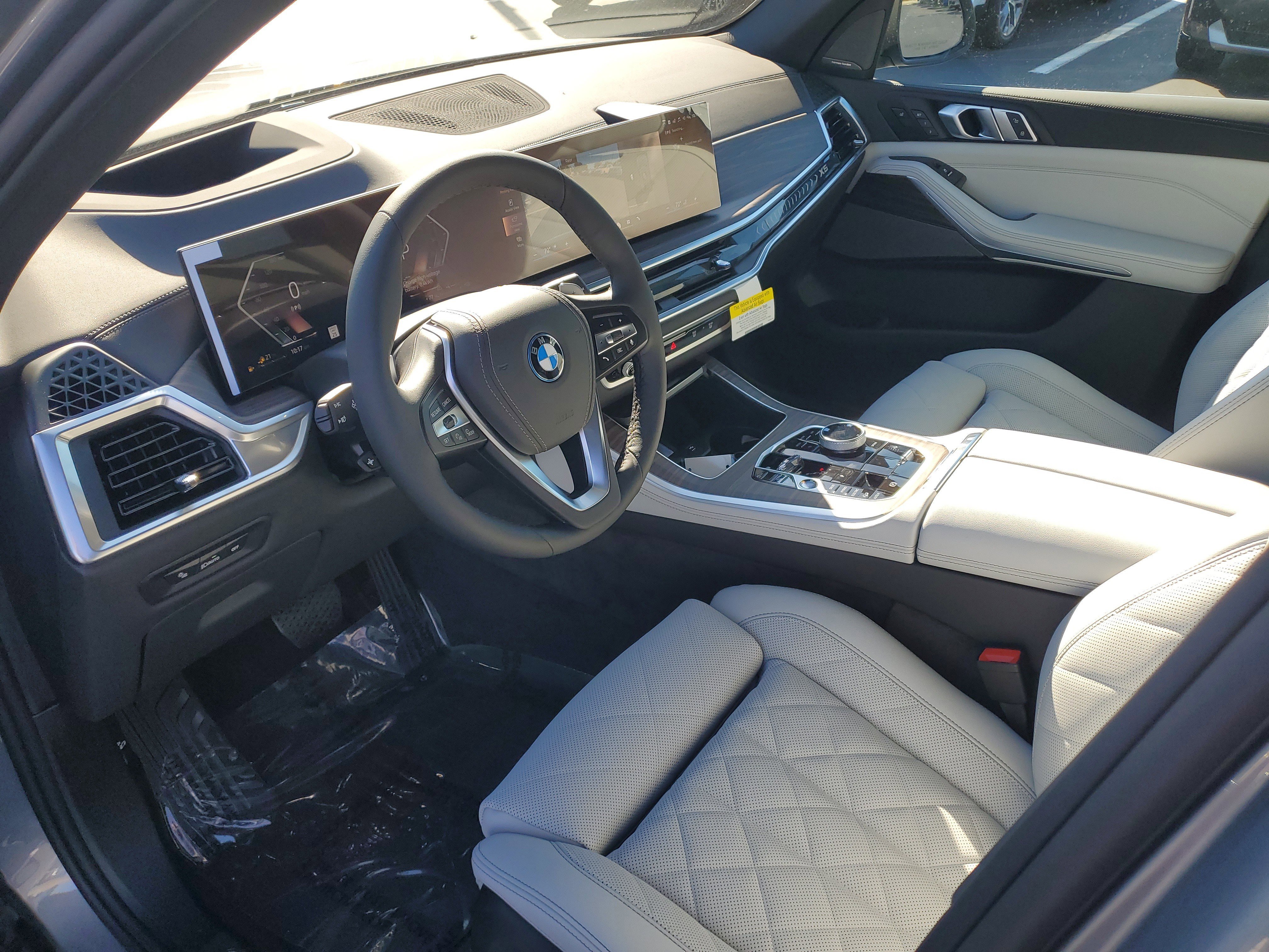 New 2026 BMW X5 xDrive50e w/ Executive Package image 23