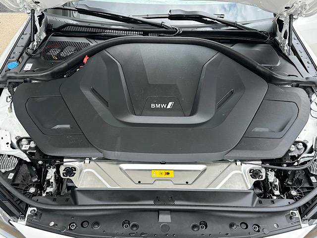 Used 2023 BMW i4 eDrive35 RWD image 14