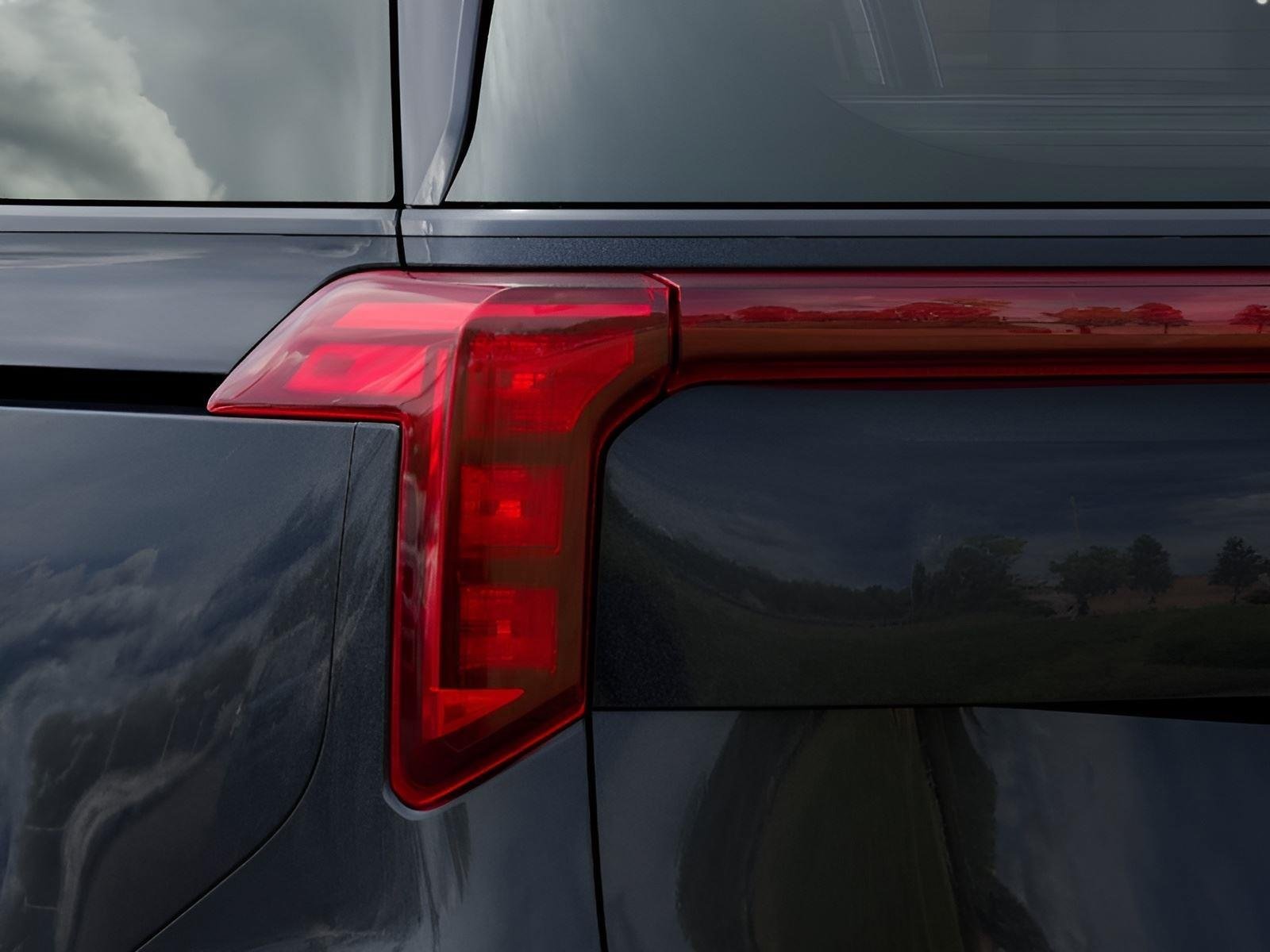 New 2026 Kia Carnival SX w/ SX Dark Edition Package FWD image 11