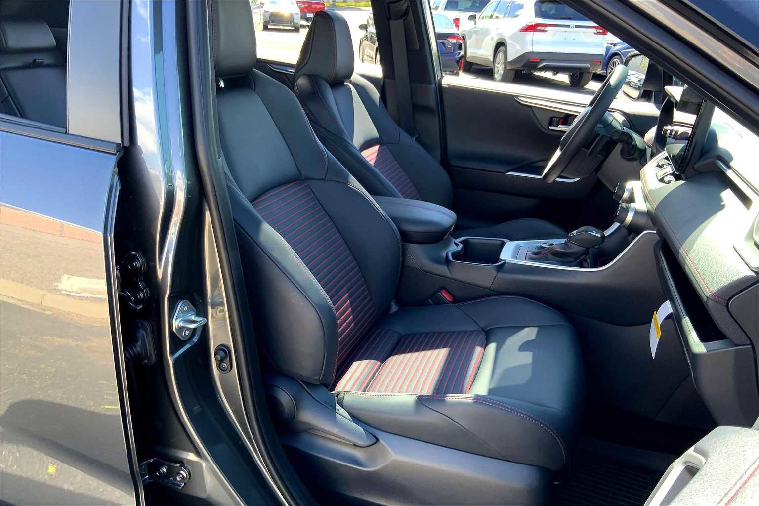 Certified 2025 Toyota RAV4 XSE image 7