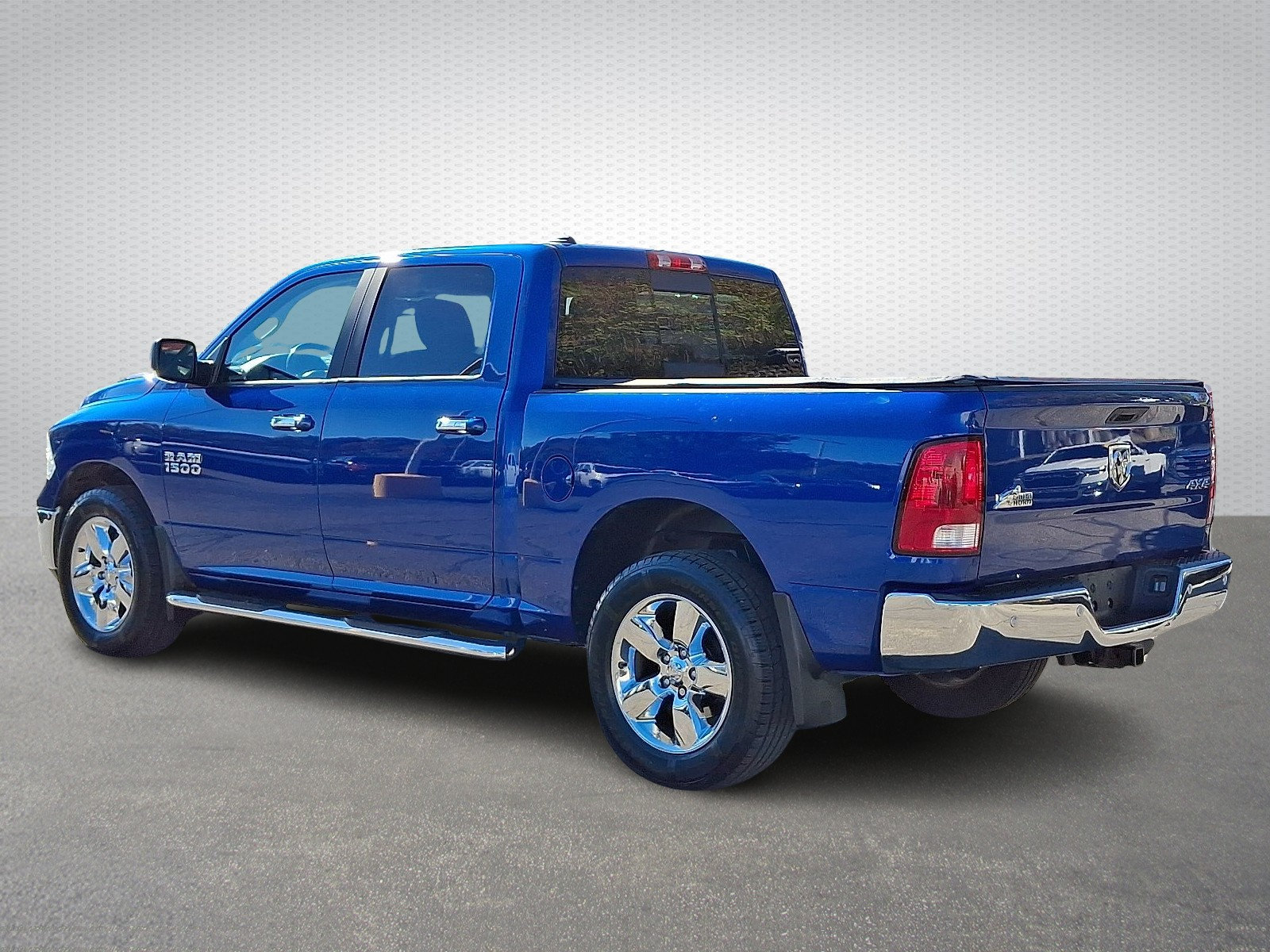 Certified 2017 RAM 1500 Big Horn AWD/4WD image 4