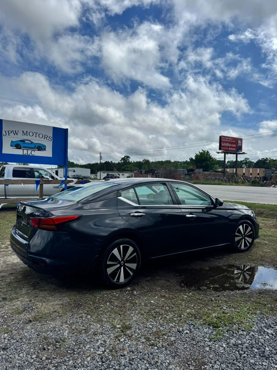 Used 2021 Nissan Altima 2.5 SV FWD image 10