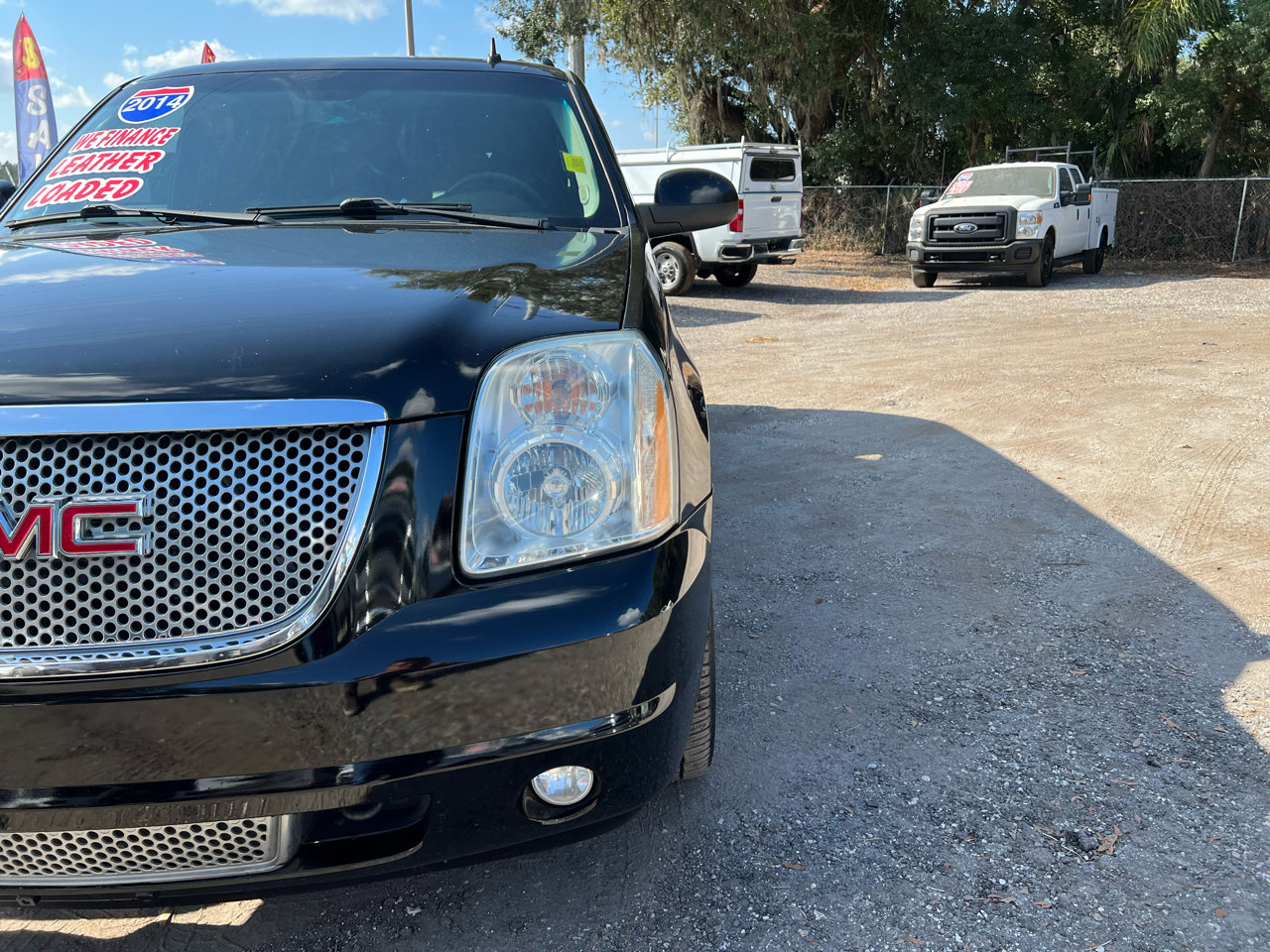 Used 2014 GMC Yukon XL Denali image 10