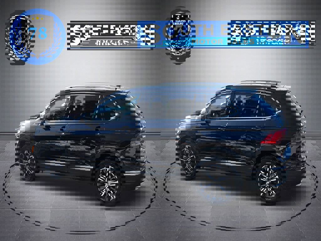 Used 2018 Volkswagen Tiguan SEL image 8