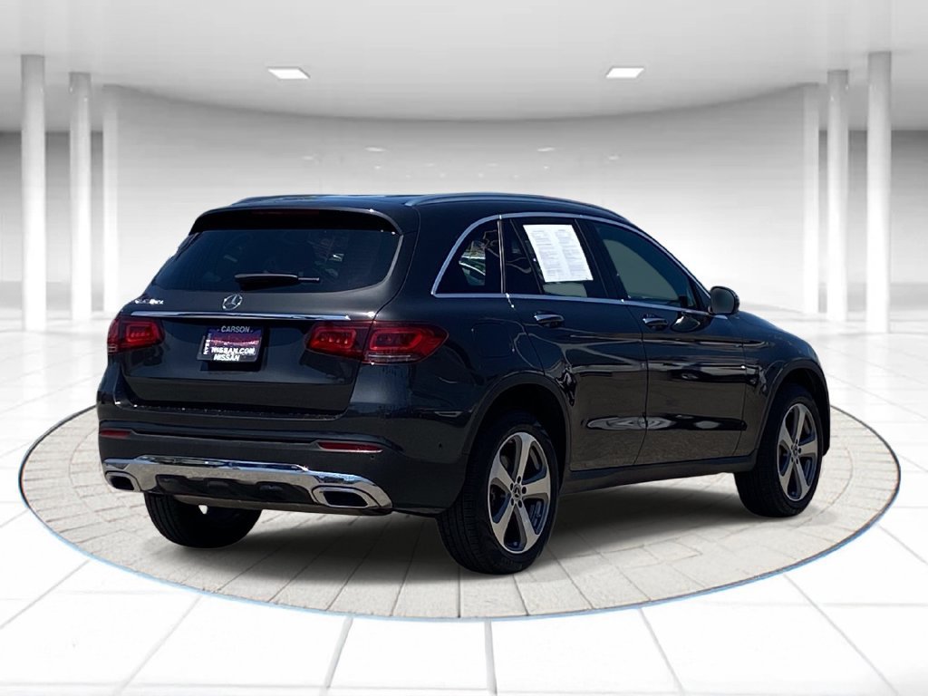 Used 2022 Mercedes-Benz GLC 300 image 4