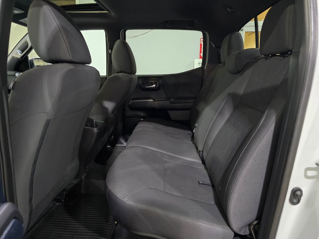 Used 2016 Toyota Tacoma TRD Off-Road image 25