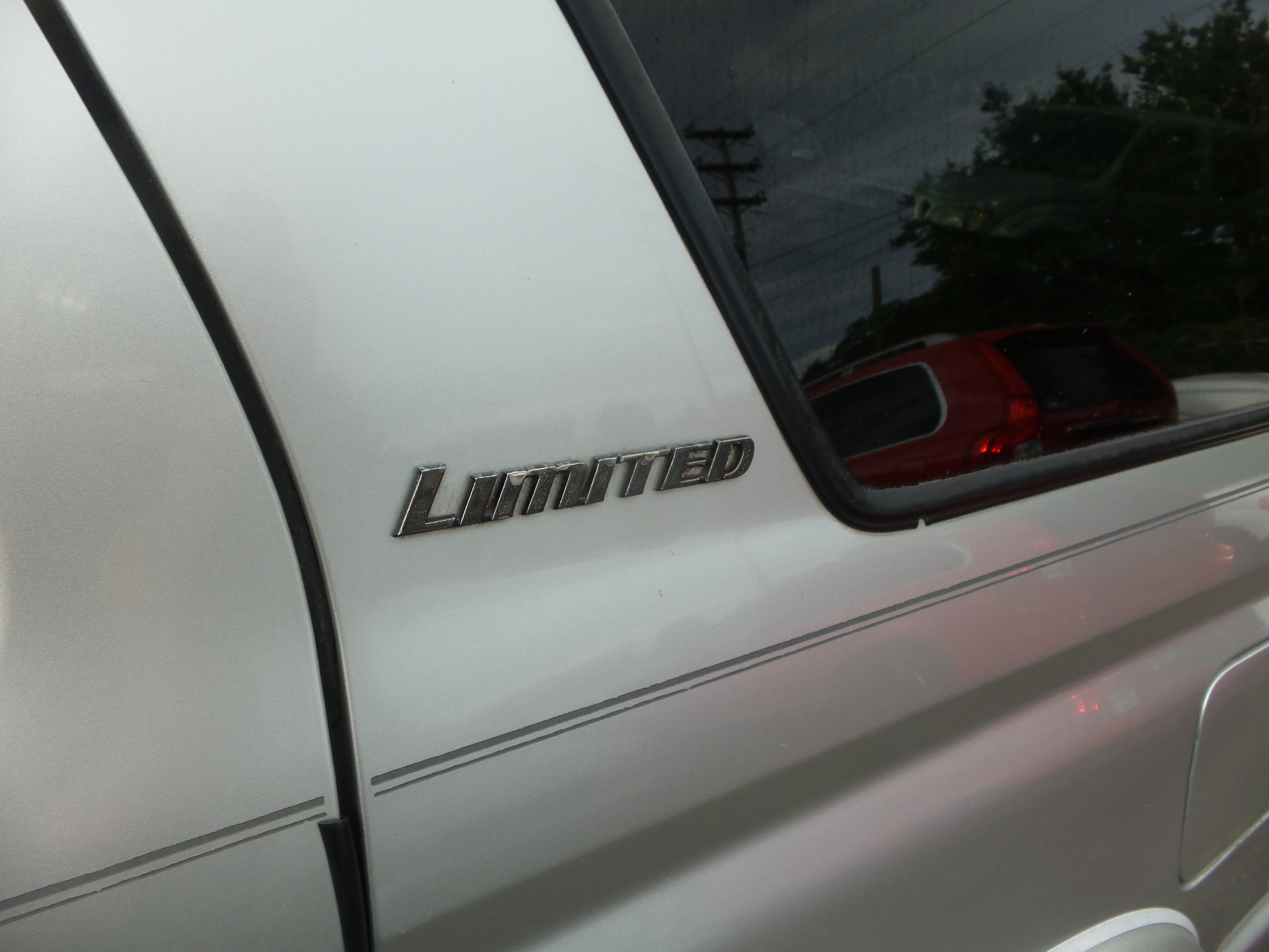 Used 1999 Toyota 4Runner Limited AWD/4WD image 13