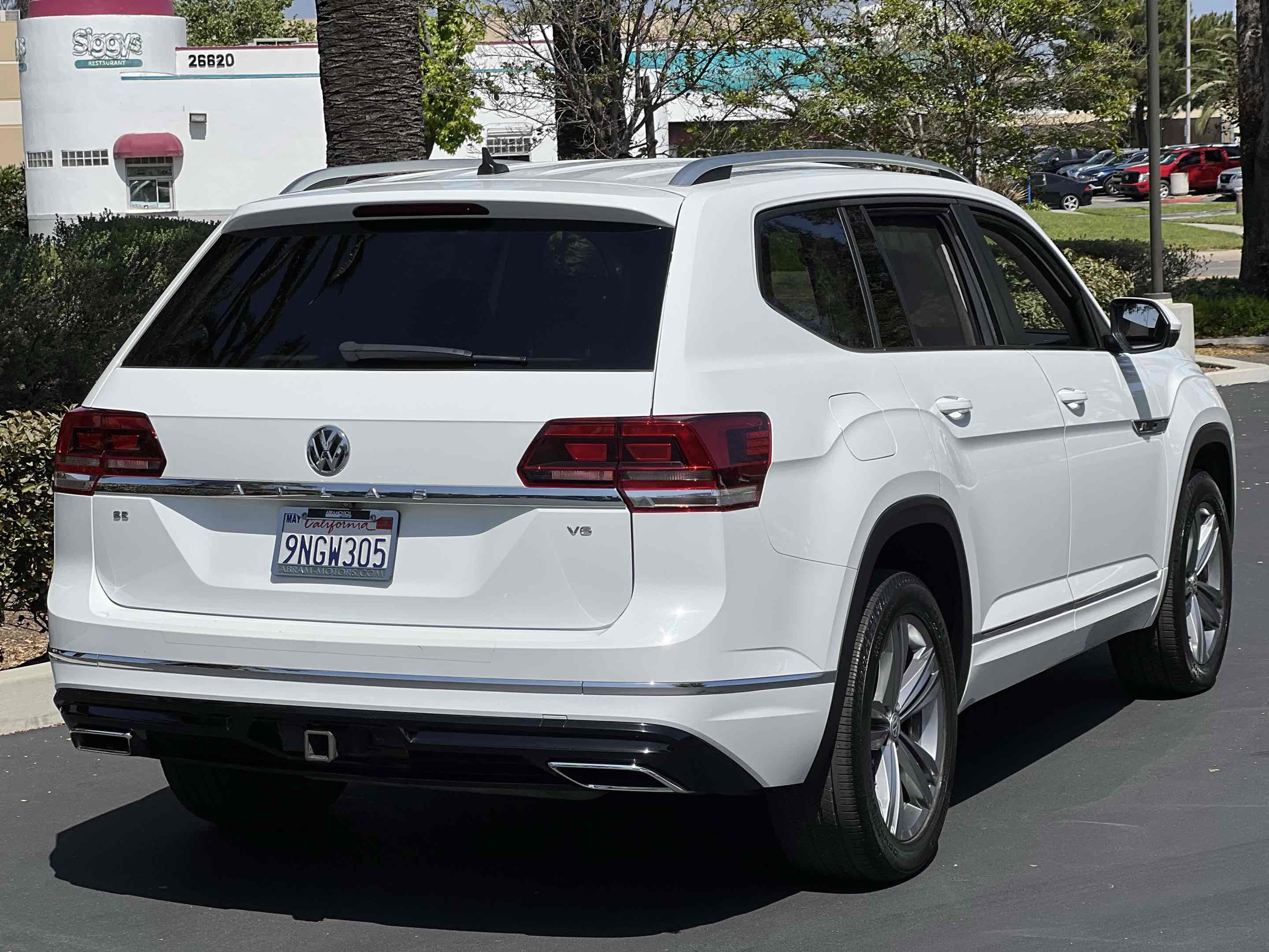 Used 2019 Volkswagen Atlas SE w/ Towing Package image 22