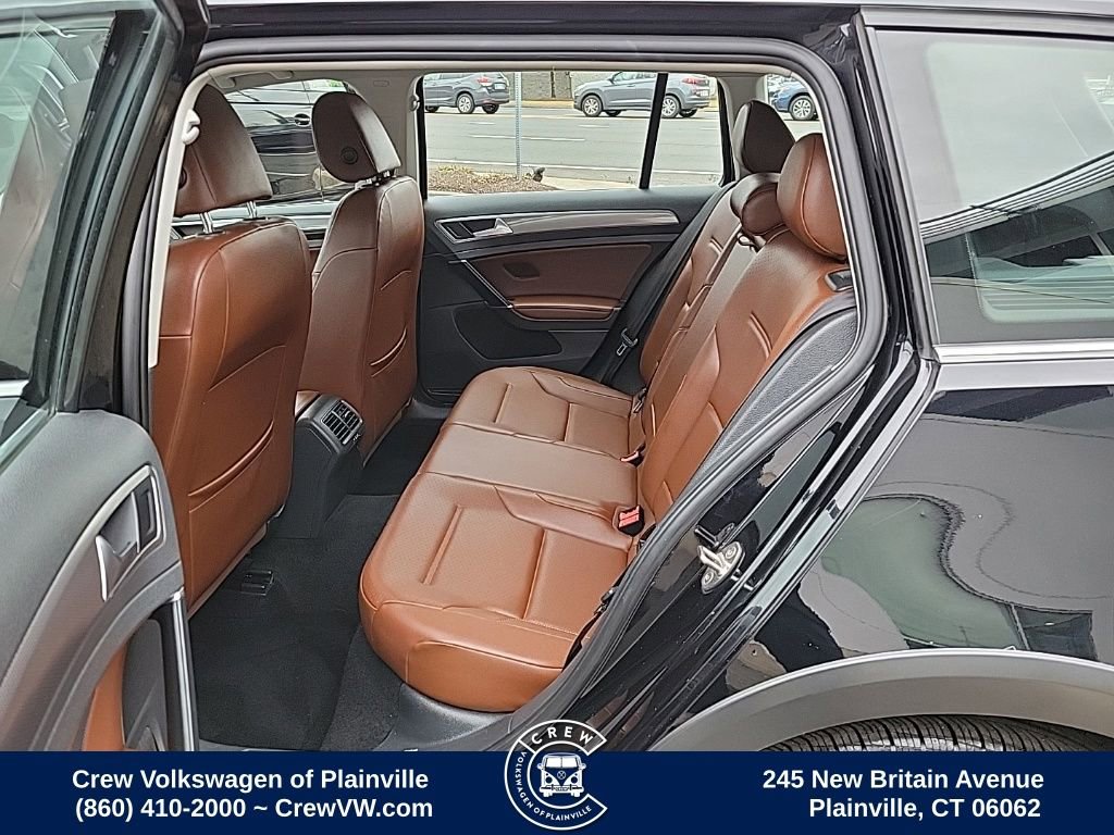 Used 2018 Volkswagen Golf Alltrack SE image 11