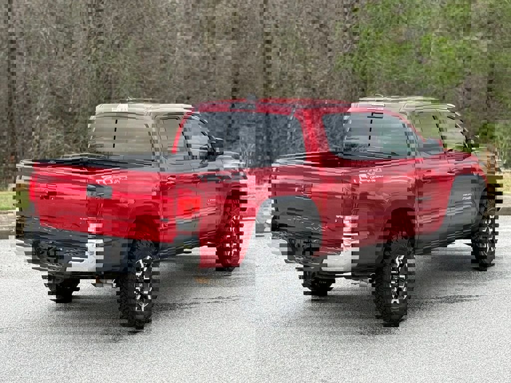 Used 2017 Toyota Tacoma TRD Off-Road w/ Tow Package (A/T) image 15