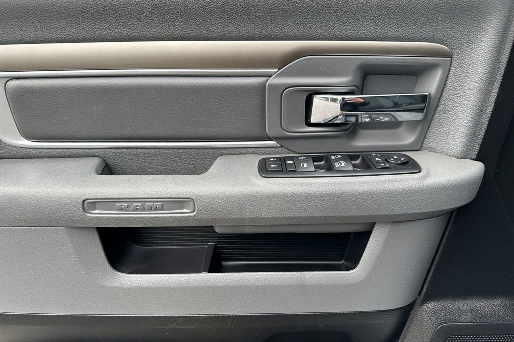 Used 2014 RAM 1500 Big Horn RWD image 11