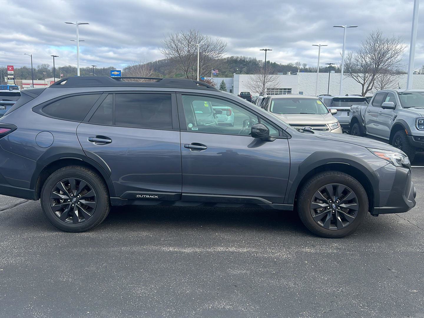 Used 2025 Subaru Outback Onyx Edition AWD/4WD image 4