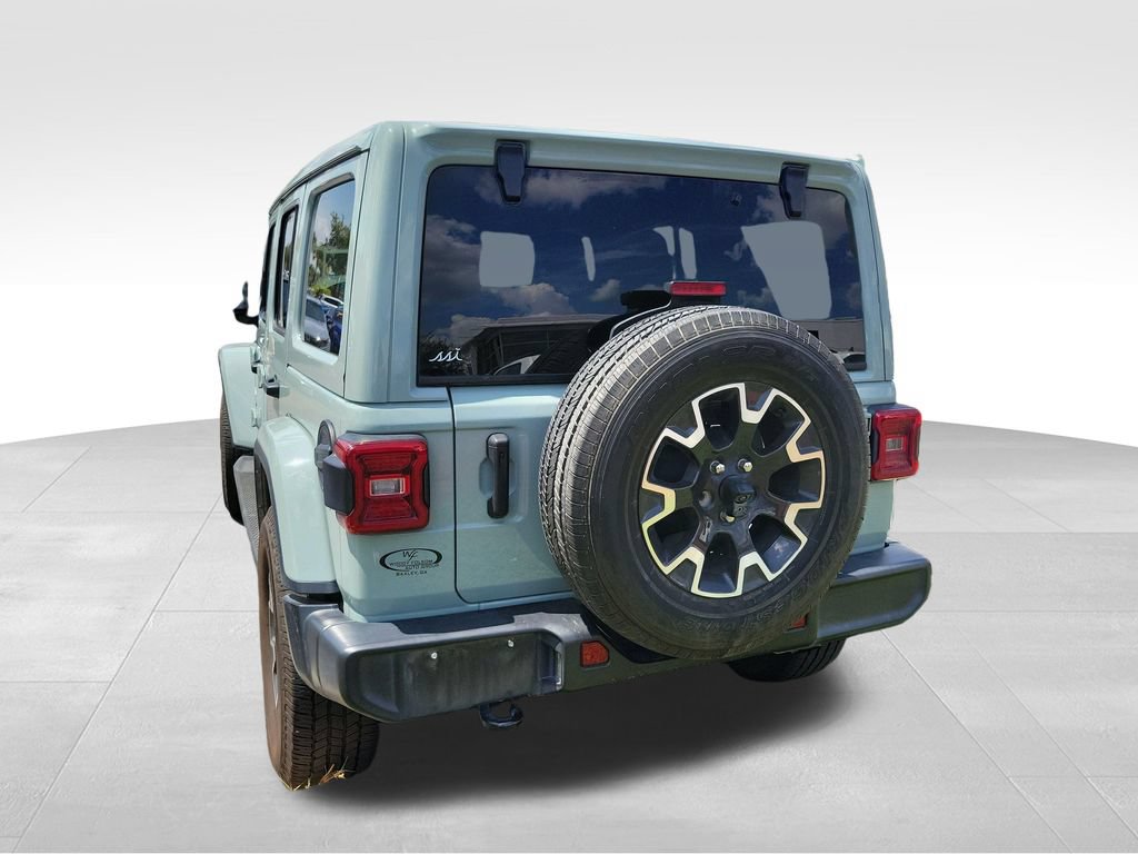 Used 2024 Jeep Wrangler Unlimited Sahara w/ Technology Group AWD/4WD image 8